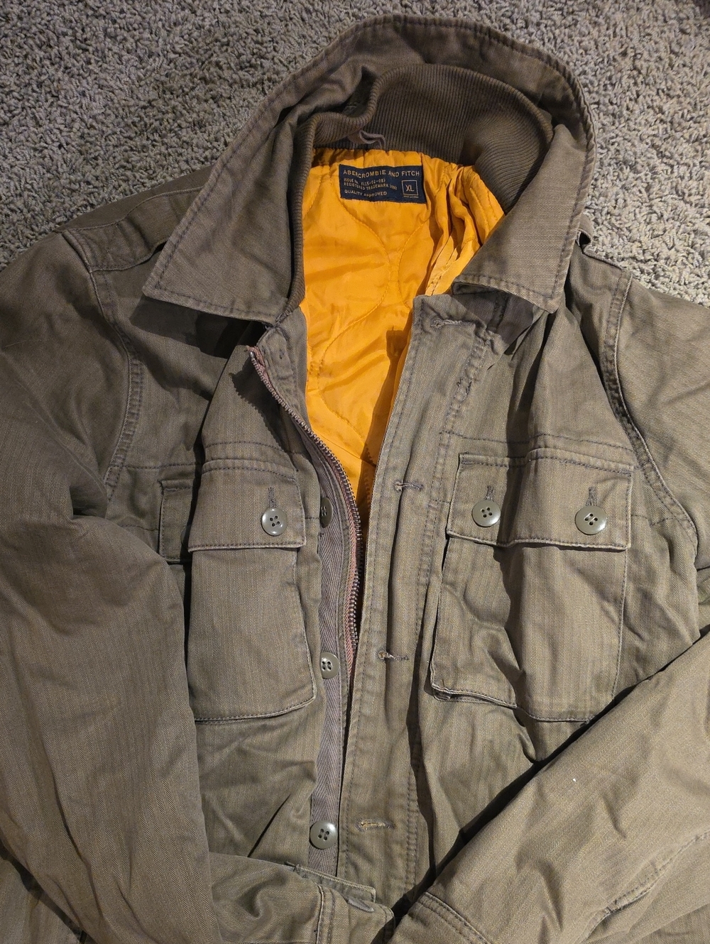 Abercrombie & Fitch Men's Olive Green Field Jacket with Yellow Lining